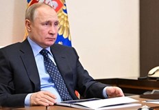 Руският президент Владимир Путин поздрави украинците за общия велик празник