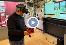 Човек само трябва да вземе джойстик и да започне своята