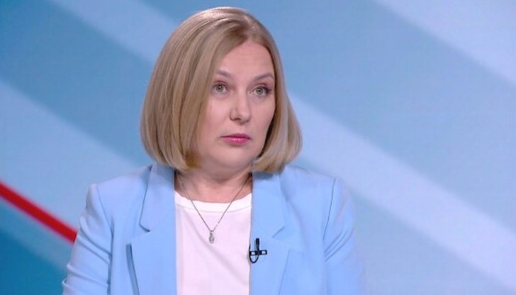 Наличието на висящо конституционно дело не спира прилагането на закона до произнасянето на Конституционния съд, поясни правосъдният министър