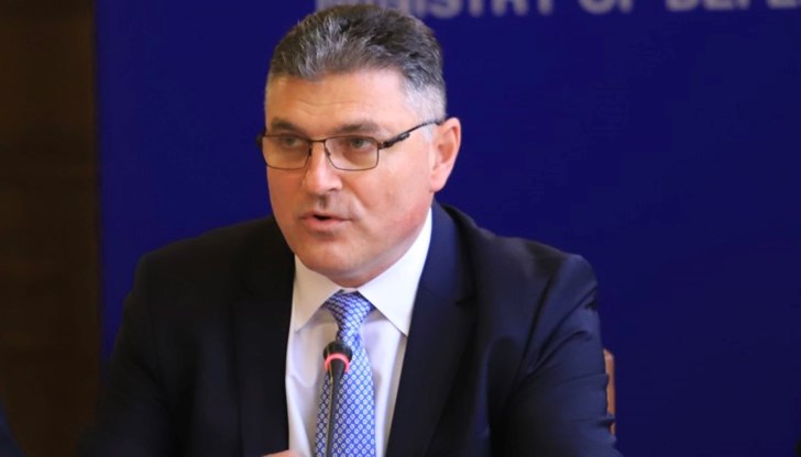 Панайотов беше служебен военен министър в двете служебни правителства на Стефан Янев от май и септември 2021 година