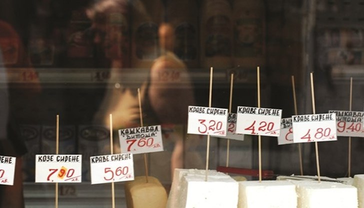 Хляб, сирене, всички местни продукти, български са по-евтини от гръцките, казва един от пазаруващите гърци