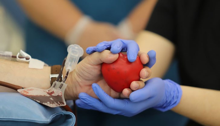 В България за съжаление броят на доброволните кръводарители е недостатъчен и в страната има хроничен недостиг на кръв и кръвни продукти