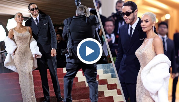 Това е роклята, която е на 60 години и тя я носеше, когато изпя "Честит рожден ден" на президента Джон Кенеди през 1962 г., коментира Кардашиян пред кореспондент на "Вог" на червения килим