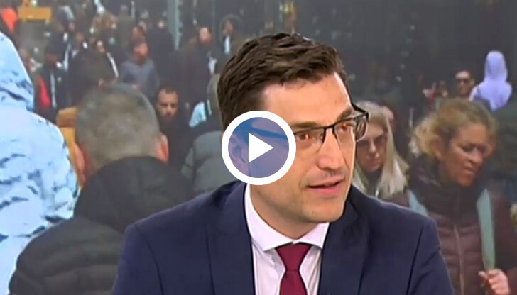 „От „Продължаваме промяната” ще настояваме да бъде приети пакет от 14 мерки, които целят да подпомогнат бизнеса и да се увеличат доходите на най-засегнатите от инфлация хора, заяви депутатът