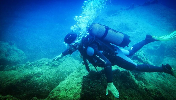 Тялото на 45-годшния мъж изплува край стария фар Тялото на 45-годшния мъж изплува край стария фар