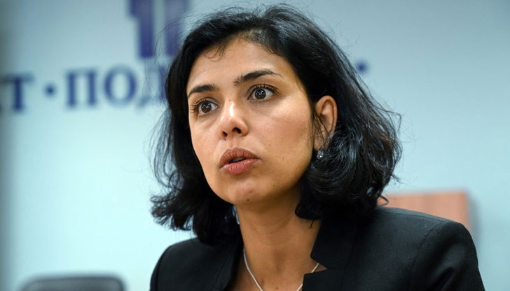 Страната ни да поиска от ЕК право юридическите лица – бизнес, общини, болници, да бъдат върнати на регулирания енергиен пазар, предлага икономическият съветник в КТ "Подкрепа"