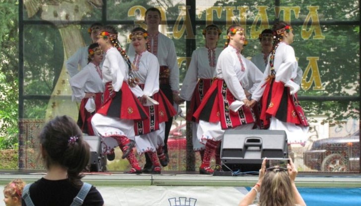 Той ще се проведе на открита сцена в Парка на младежта