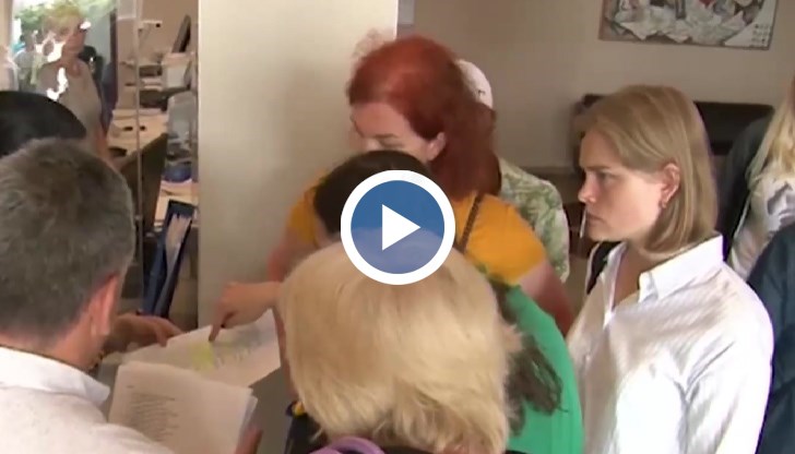 „Сега дойдохме от Златни пясъци, където бяхме три месеца. Избягахме от бомбардировките в украинския град Николаев”, казва Надежда