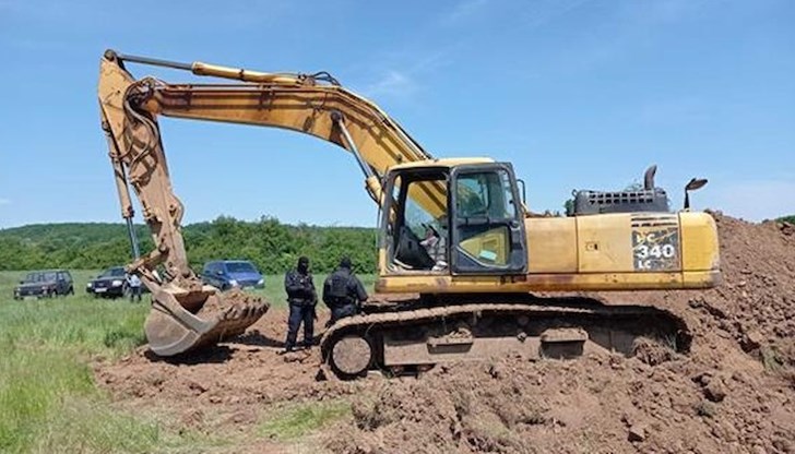 Полицаи от Монтана пресякоха незаконен добив на подземни богатства