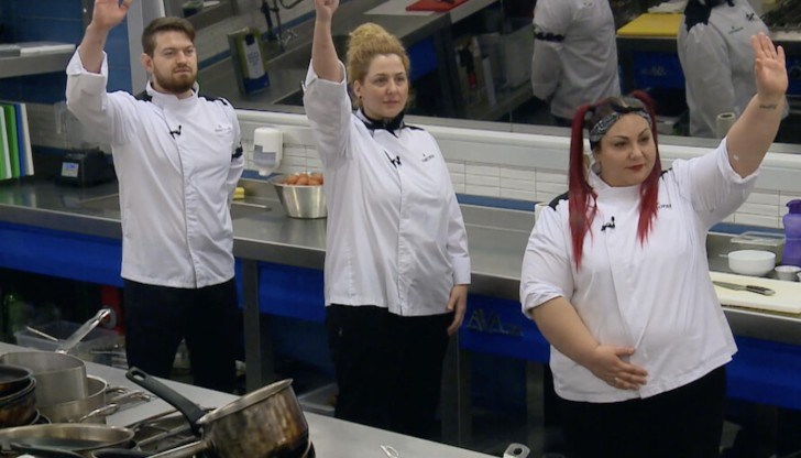 Виктория и Валентина ще кръстосат черпаци за голямата награда Виктория и Валентина ще кръстосат черпаци за голямата награда