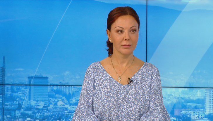 "Това се вижда на улицата - виждаме колко хора не са в особено адекватно състояние”, казва Ани Владимирова "Това се вижда на улицата - виждаме колко хора не са в особено адекватно състояние”, казва Ани Владимирова