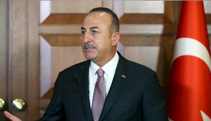 Мевлют Чавушоглу: Гърция трябва да изтегли военните си от островите в Егейско море