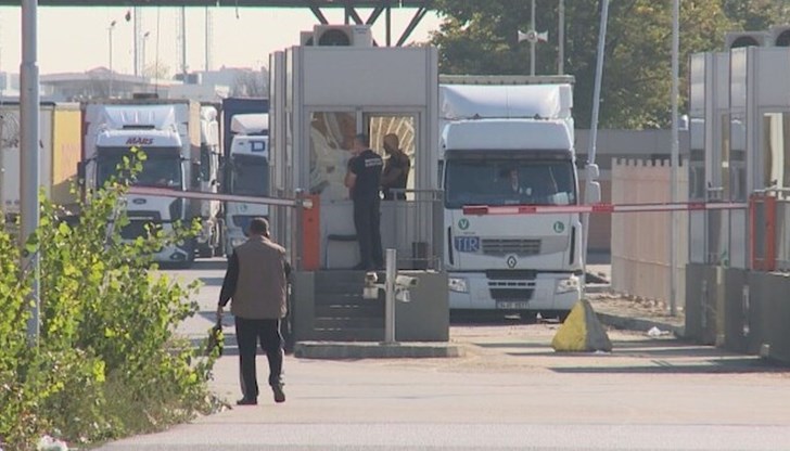 За 10 години никога не е плащано нито ток, нито отопление, нито вода, заяви шефът на Агенцията по безопасност на храните