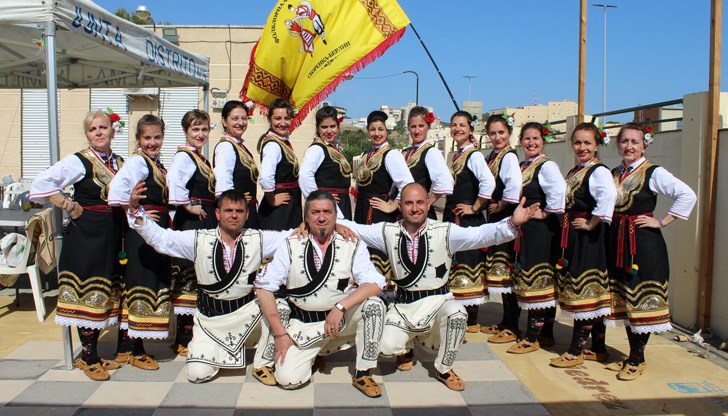 За 9 години в залата са научени 90 хора, а сродните си души са открили пет двойки За 9 години в залата са научени 90 хора, а сродните си души са открили пет двойки