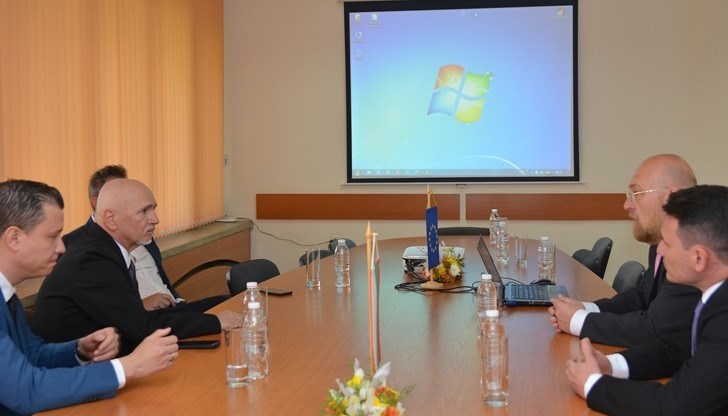 Подобряването на свързаността е приоритет на правителството, посочи транспортният министър Подобряването на свързаността е приоритет на правителството, посочи транспортният министър