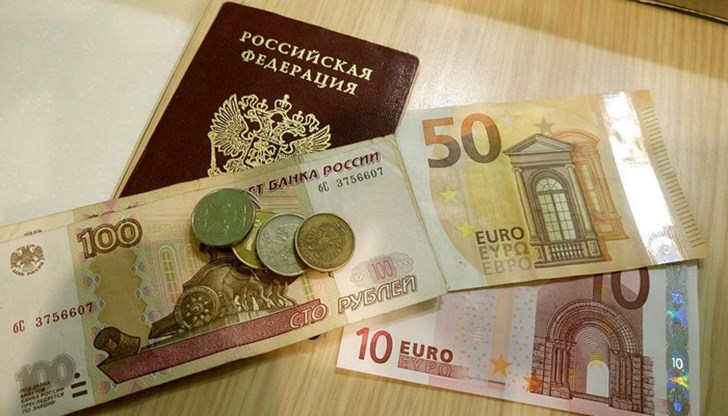 Рублата е поскъпнала с близо 15% спрямо еврото за последните пет дни Рублата е поскъпнала с близо 15% спрямо еврото за последните пет дни
