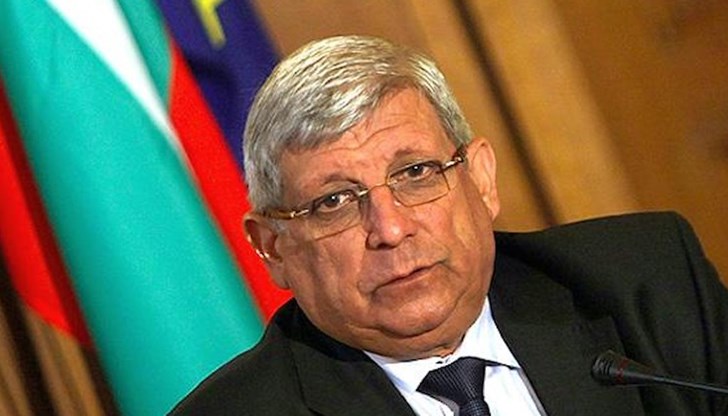 Според бившият военен министър помощта за Украйна ще се окаже близка до нищото Според бившият военен министър помощта за Украйна ще се окаже близка до нищото