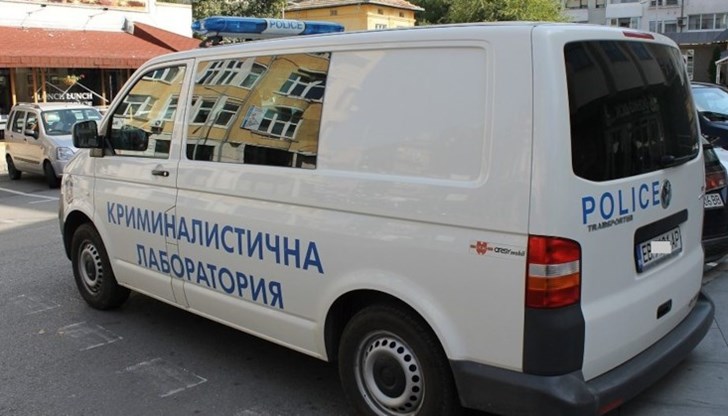 Мъж на 35 години и жена на 20 години са задържани