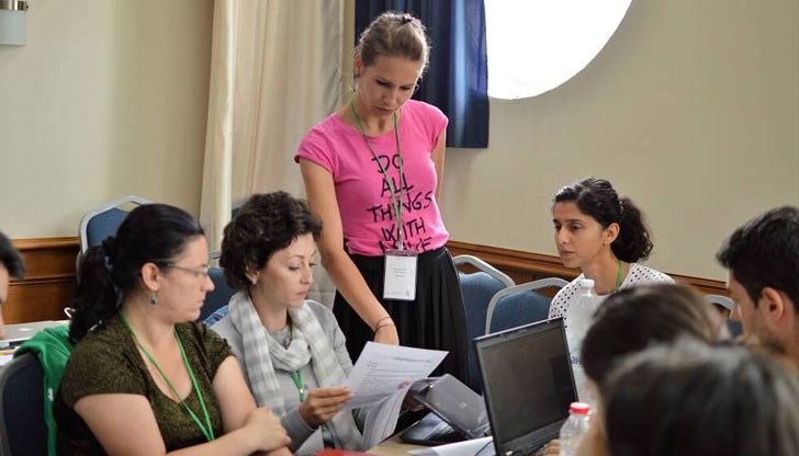 Преподавателите ще попълват и анонимни анкети колко полезна е била квалификацията им