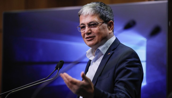 Марчел Болош: Румъния трябва да получи общо над 29 милиарда евро Марчел Болош: Румъния трябва да получи общо над 29 милиарда евро