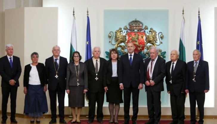 Церемонията бе в Гербовата зала на "Дондуков" 2