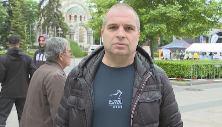 Инхаус договорите са със спорно законово състояние по неговите думи