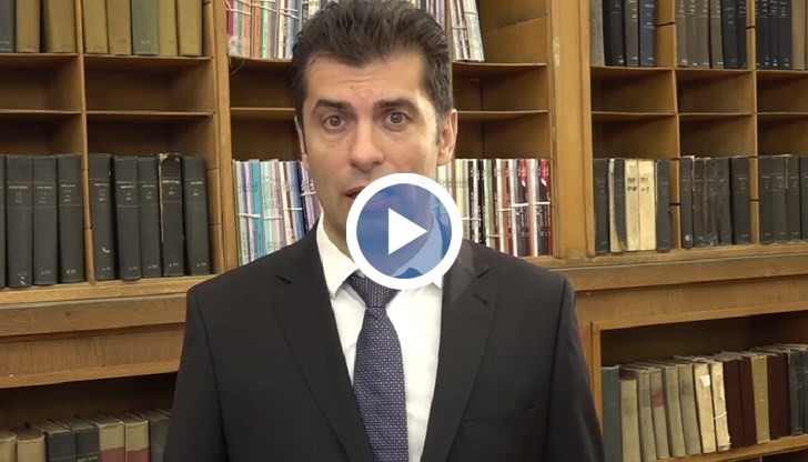 Условието е след завършването на образованието си да се завърнат поне за 3 години да работят в България