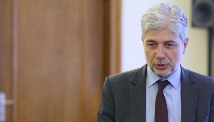 Нено Димов министър беше в третия кабинет на Бойко Борисов от квотата на „Обединени патриоти", предложен от ВМРО