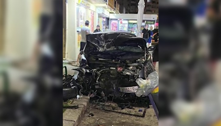 След инцидента мъжът слязъл от колата и избягал