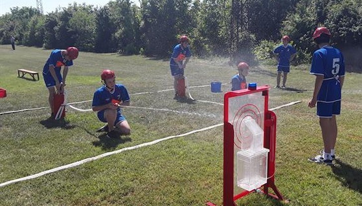 Победителят от областния кръг ще участва на ХХI републиканско първенство, което ще се проведе от 6 до 9 юни в курортен комплекс ”Албена” Победителят от областния кръг ще участва на ХХI републиканско първенство, което ще се проведе от 6 до 9 юни в курортен комплекс ”Албена”