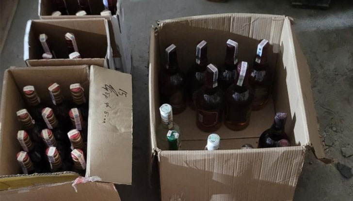 Заливат ни и с опасна козметика и лекарства