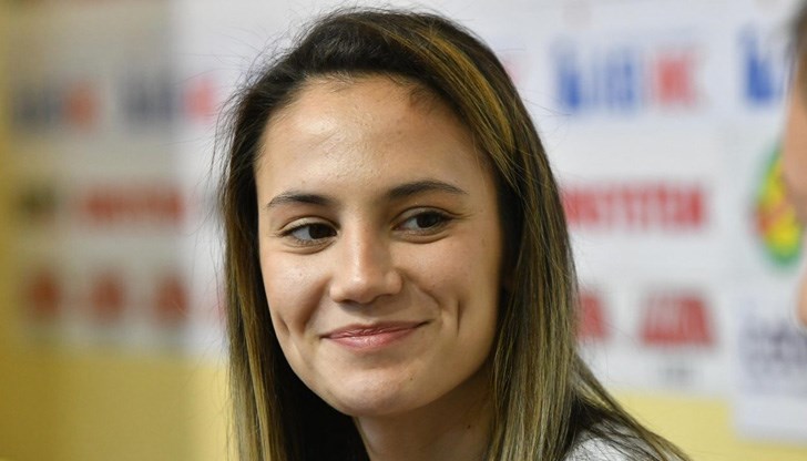 Българката загуби на финала от олимпийската вицешампионка Анжелика Терлюга от Украйна с 3:11