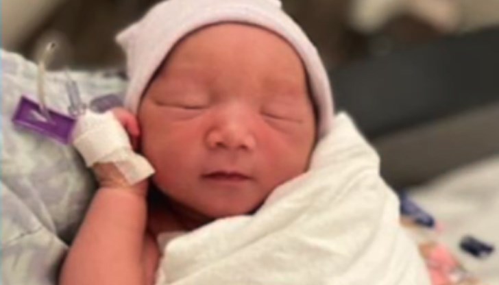 В знак на благодарност за благополучното раждане майката дала на родената си във въздуха дъщеря името Джадалин Скай В знак на благодарност за благополучното раждане майката дала на родената си във въздуха дъщеря името Джадалин Скай