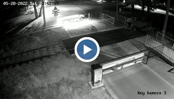 Общинските видеокамери заснеха поредна вандалска проява на русенския кей