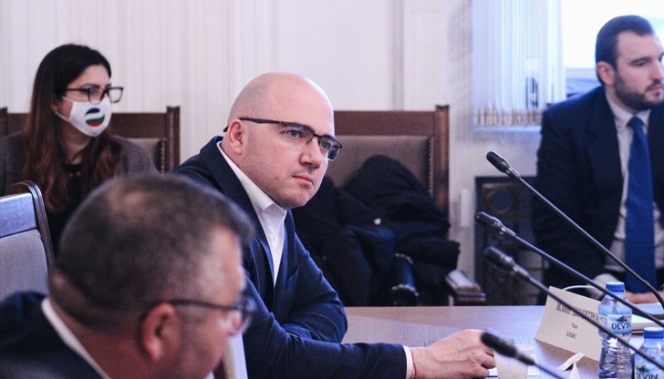 Летният туристически сезон закъснява, а неизвестностите са много, заяви депутатът от ПП