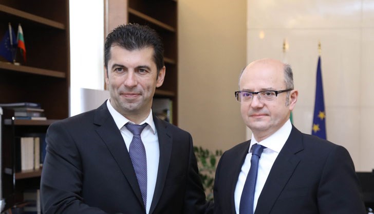 Двамата разговаряха и за възможностите за осъществяване на диверсификация на енергийните източници в региона Двамата разговаряха и за възможностите за осъществяване на диверсификация на енергийните източници в региона