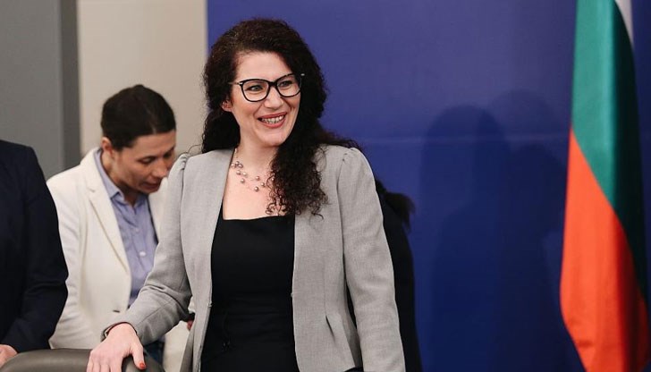 Вицепремиерът по ефективно управление ще отговаря на депутатски въпроси за състоянието на дружеството Вицепремиерът по ефективно управление ще отговаря на депутатски въпроси за състоянието на дружеството