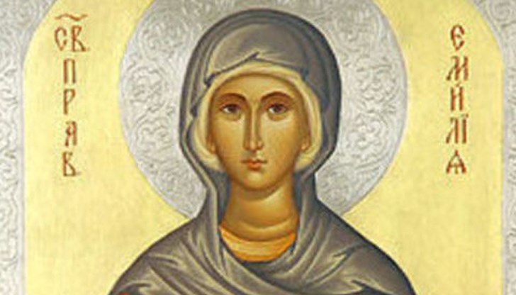 Тя основава първия девически манастир и проповядва братство и равенство