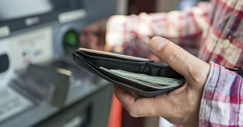 Минималната дневна надница ще се увеличи на 31,85 евро от