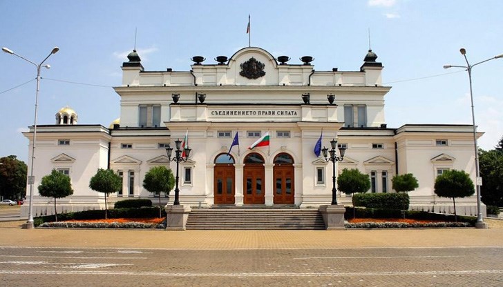 Комисията по бюджет и финанси организира кръгла масаИнфлацията и въвеждането