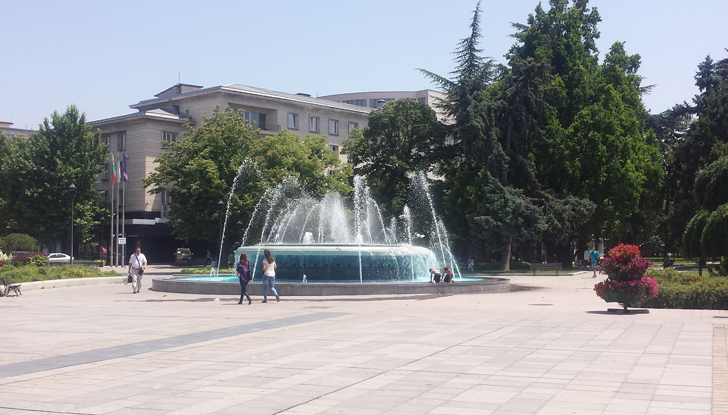 Днес отново ще се радваме на слънце и топло времеСлед