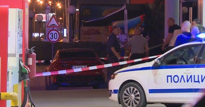 Има данни, че двете компании са се познавалиРазследването на стрелбата