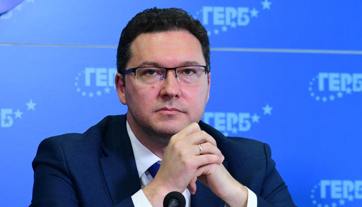 По думите му БСП управлява държавата"България стои пасивна и неутрална,