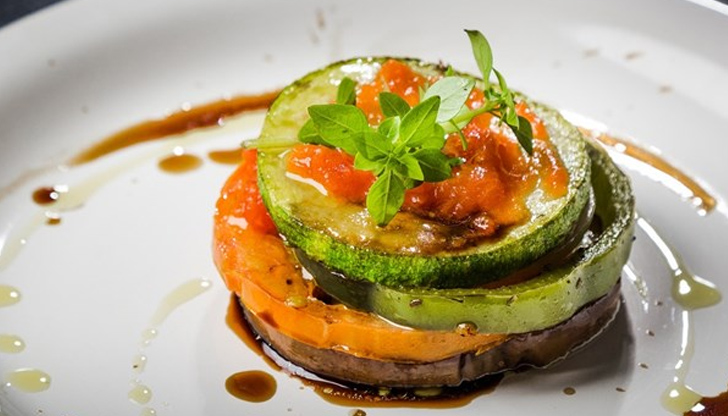 Тиквичките вече са на пазара и са един от достъпните