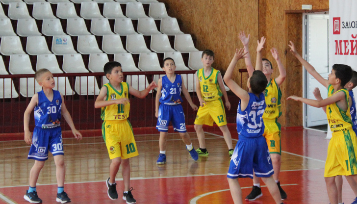 Баскетболен фестивал събра над 70 деца в зала „Дунав“СБК „Дунав-Русе-2016“