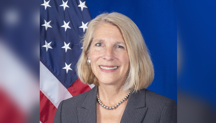 Карън Донфрийд ще бъде в София днес и утре за