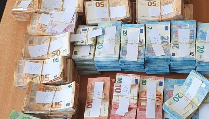 Над 3,5 млн лева недекларирана сума са открити от Агенция