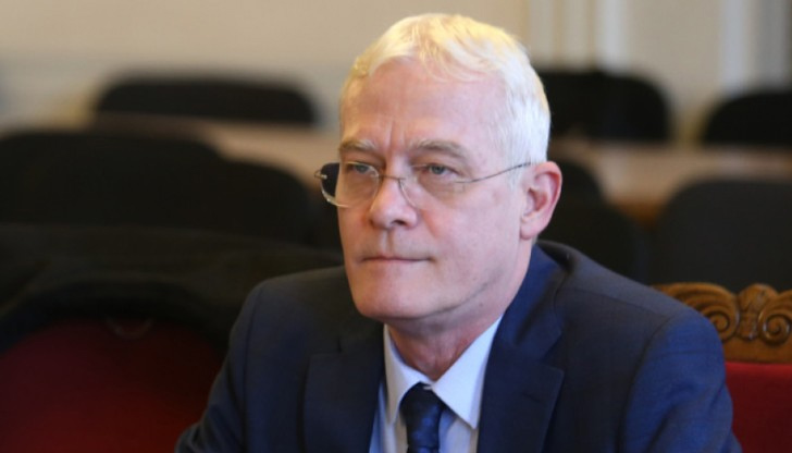 ПИС не е работила на 7 и на 18 април,