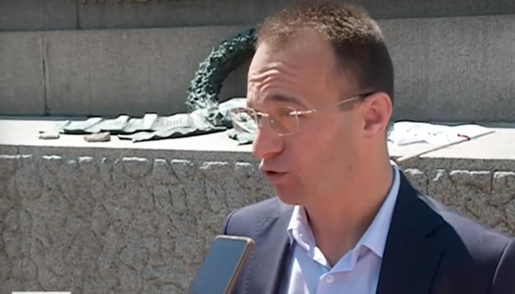 Едните са "за" идеята, а участниците в другия протест са