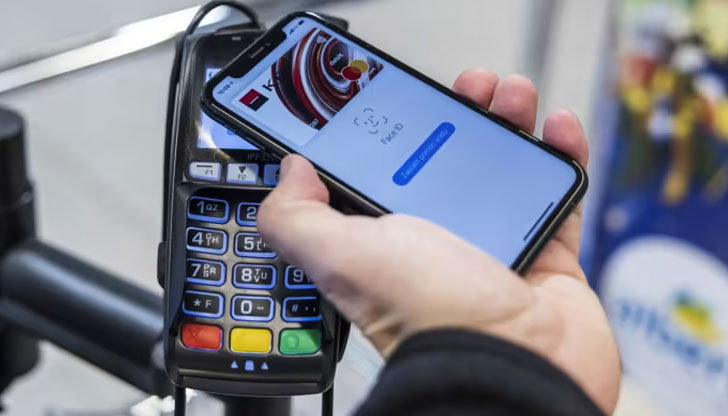 Американският технологичен гигант "Епъл" (Apple) е нарушил правилата на ЕС